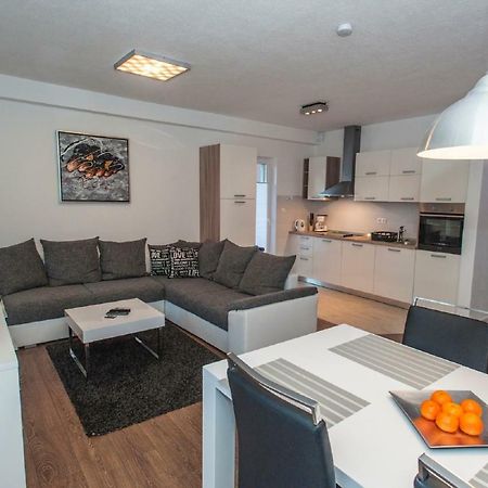 Arena Apartment 5-Stars Premium-Accommodation Makarska Dış mekan fotoğraf