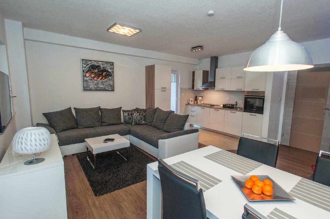 Arena Apartment 5-Stars Premium-Accommodation Makarska Dış mekan fotoğraf